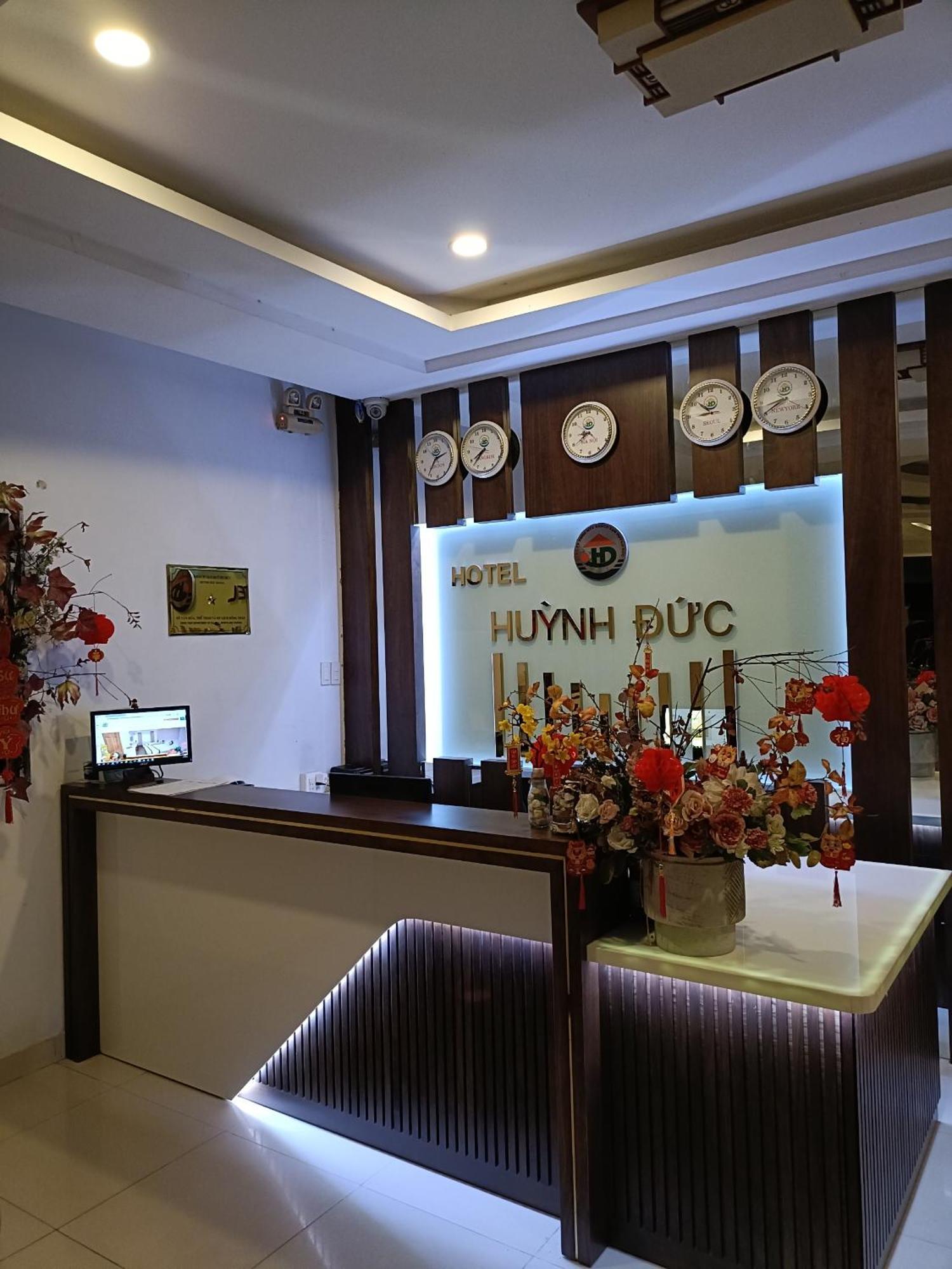 Huynh Duc Hotel Cao Lanh Ngoại thất bức ảnh