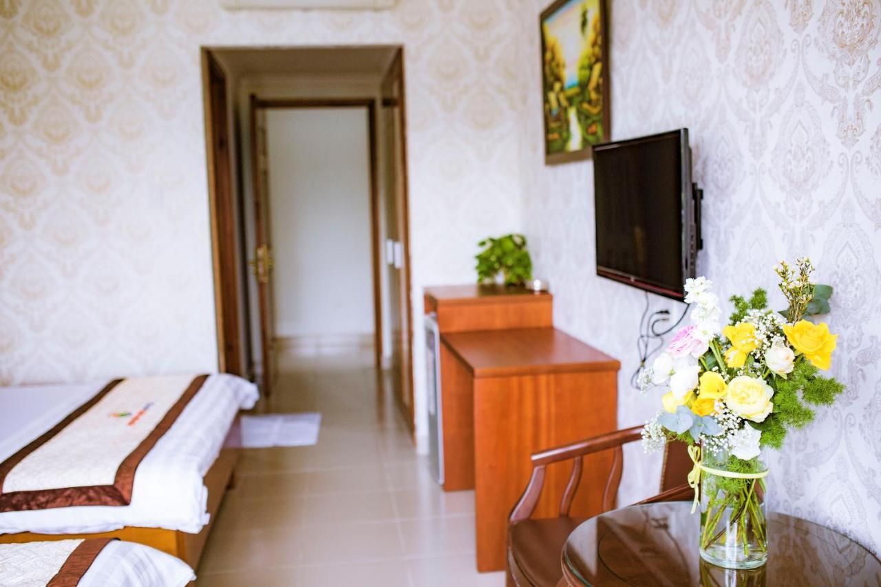 Huynh Duc Hotel Cao Lanh Ngoại thất bức ảnh